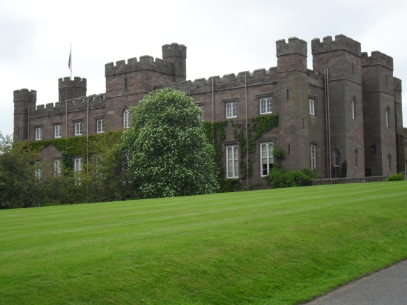 Here's a pretty picture of somewhere I visited last year (Scone Palace in Scotland). Because all text and no pictures in a blog post isn't fun.